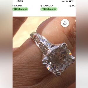 LADIES ENGAGEMENT RING SIZE 7